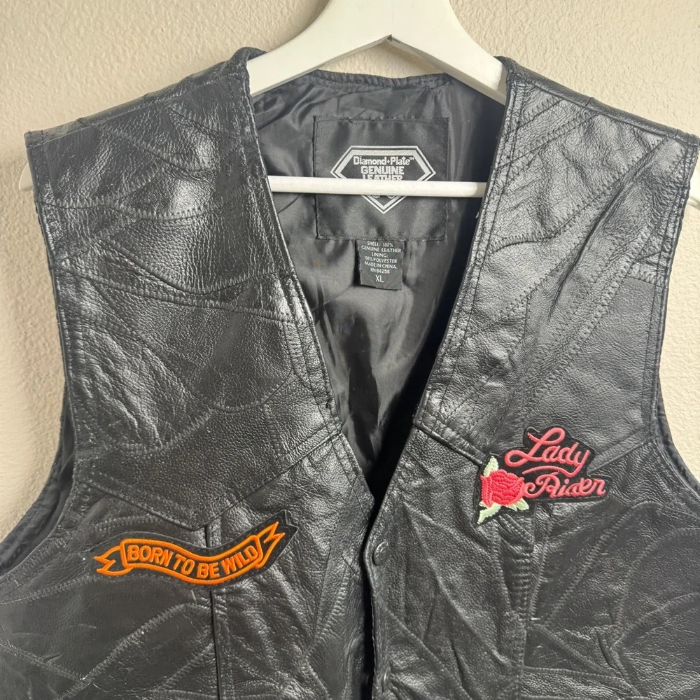 Diamond Plate Buffalo Leather Black Biker Vest with Patches Embroidered Mens XL‎